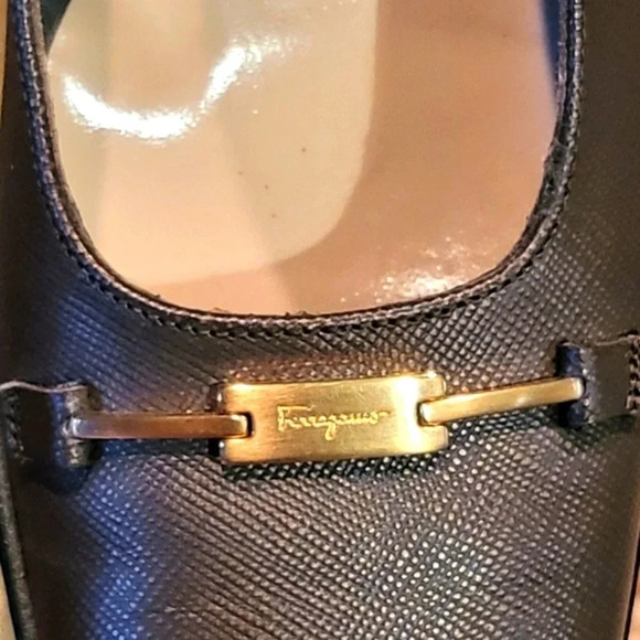 Salvatore Ferragamo Boutique Vntg Heels Pumps Wmns Sz 9.5 4A AAAA Extra Narrow - Picture 10 of 16